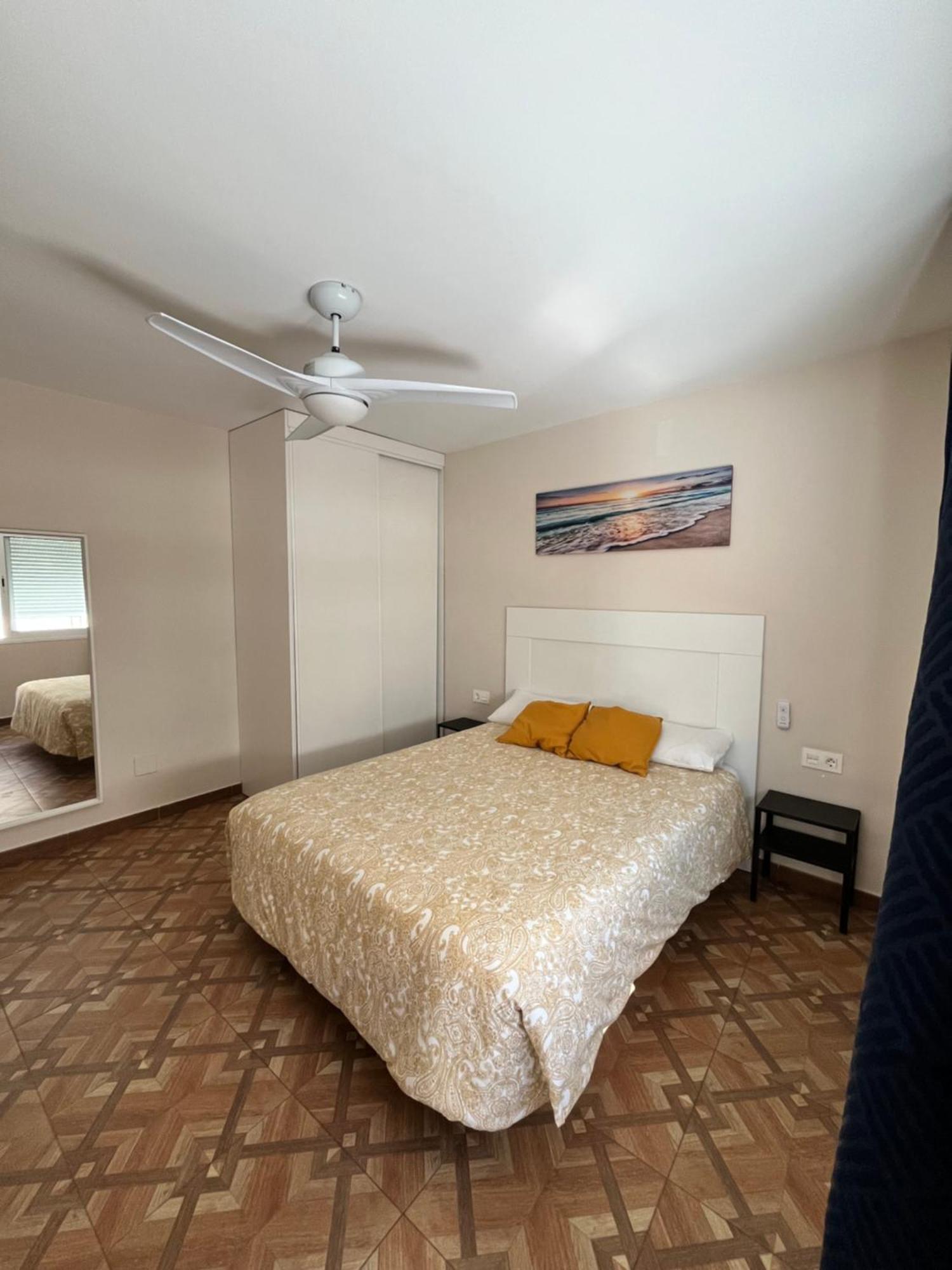 Apartamentos Mareabeach Торремолинос Экстерьер фото